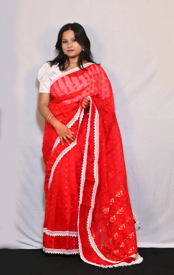 Red_Cotton_Silk_Jamdani_Woven_Saree_For_Women