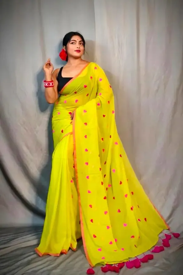 Lime_Green_&_Pink_Khadi_Handloom_Embroidered_Saree_For_Women