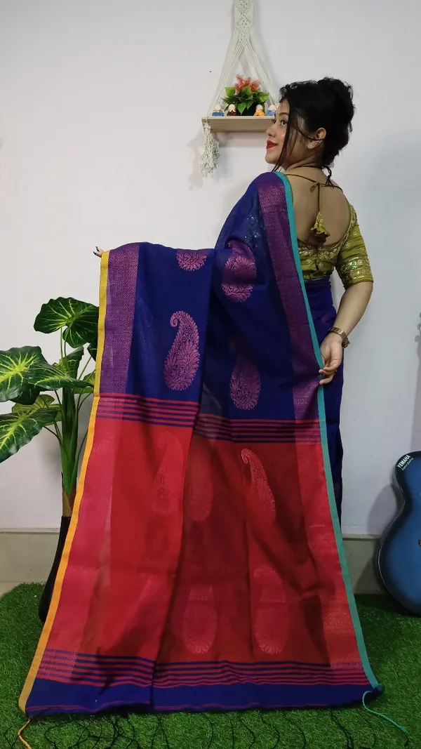 Aam_Kolka_Contrast_Saree
