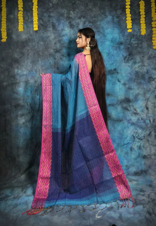 Blue_&_Navy_Blue_Pure_Cotton_Handloom_Applique_Saree_For_Women