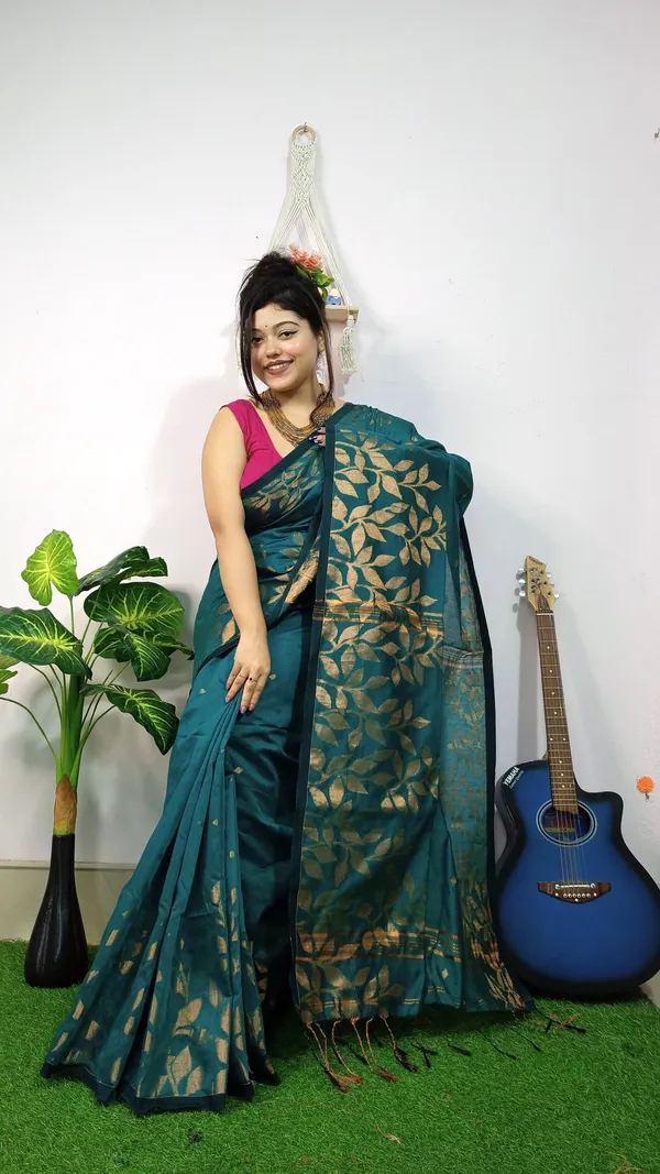 Dark_Teal_Green_Cotton_Blend_Handloom_Self_Design_Saree_For_Women