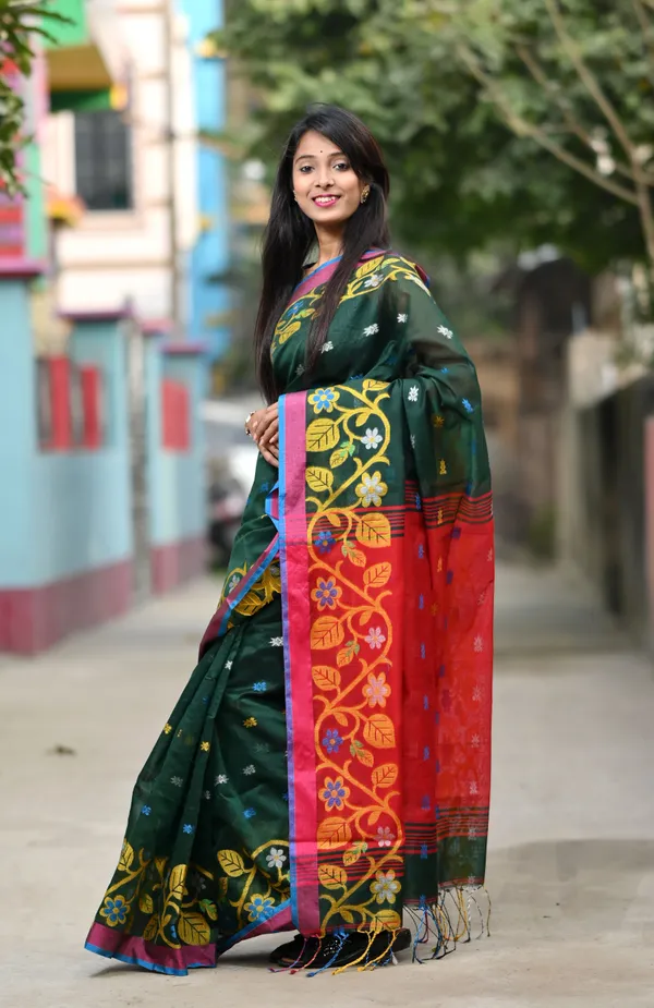 Bottle_Green_&_Red_Pure_Cotton_Handloom_Embellished_Saree_For_Women