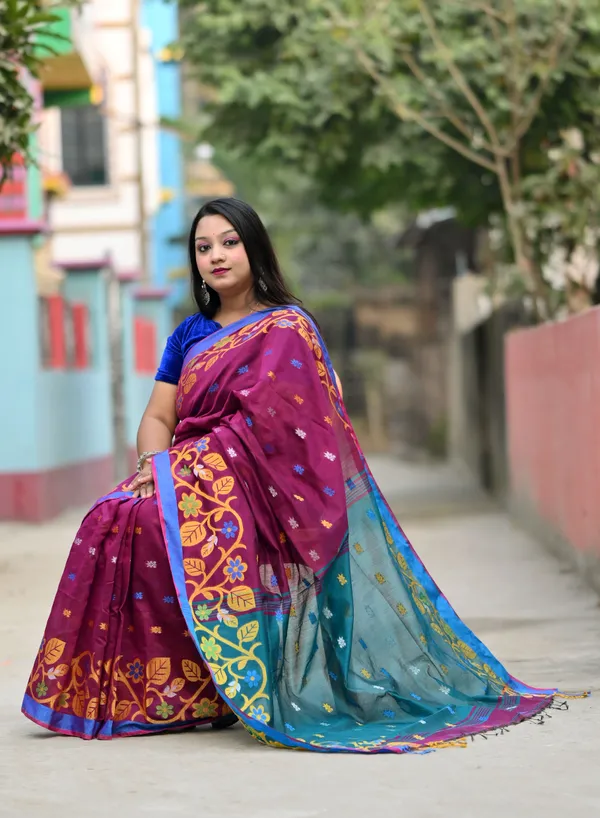 Dark_Purple_&_Blue_Pure_Cotton_Handloom_Embellished_Saree_For_Women
