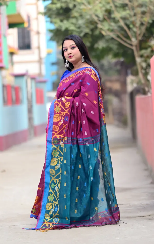 Dark_Purple_&_Blue_Pure_Cotton_Handloom_Embellished_Saree_For_Women