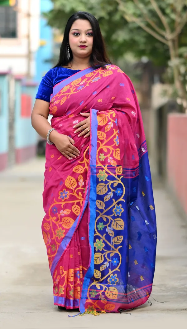 Magenta_&_Navy_Blue_Pure_Cotton_Handloom_Embellished_Saree_For_Women