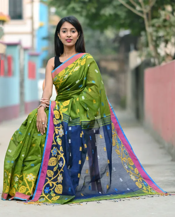 Mehendi_&_Navy_Blue_Pure_Cotton_Handloom_Embellished_Saree_For_Women