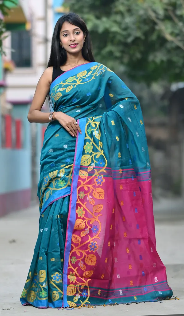 Teal_&_Magenta_Pure_Cotton_Handloom_Embellished_Saree_For_Women