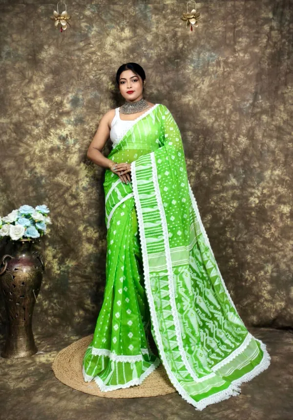 Green_Cotton_Silk_Jamdani_Woven_Saree_For_Women