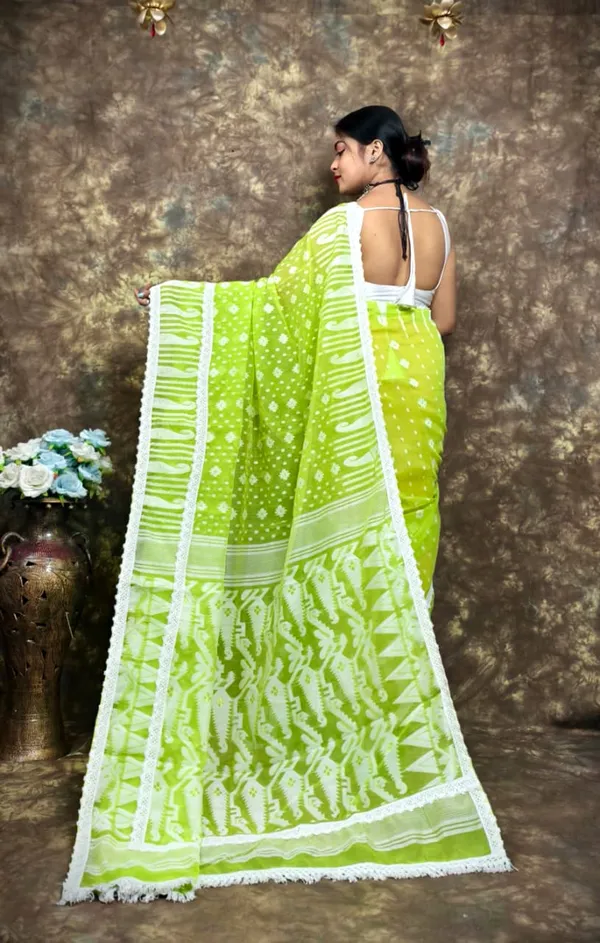 Light_Green_Cotton_Silk_Jamdani_Woven_Saree_For_Women