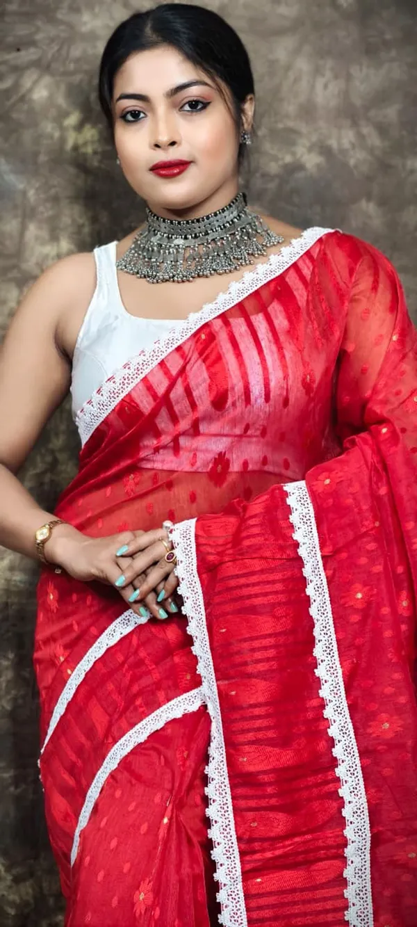 Red_Korat_Cotton_Silk_Jamdani_Woven_Saree_For_Women