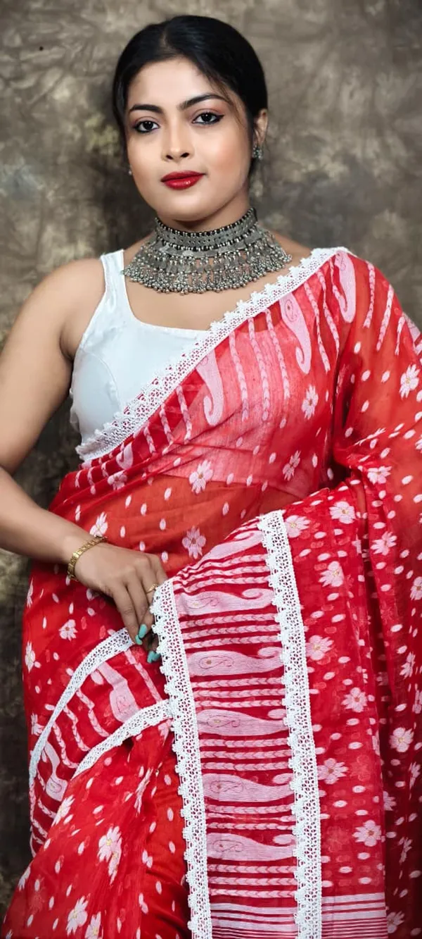 Red_&_White_Cotton_Silk_Jamdani_Woven_Saree_For_Women