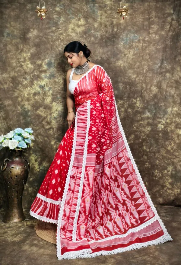 Red_&_White_Cotton_Silk_Jamdani_Woven_Saree_For_Women