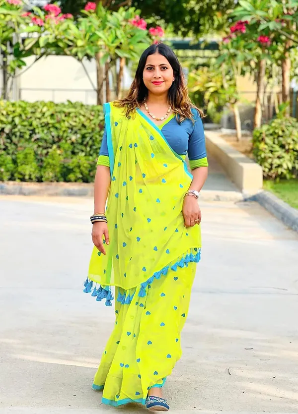 Yellow_Pure_Cotton_Bollywood_Embroidered_Saree_For_Women