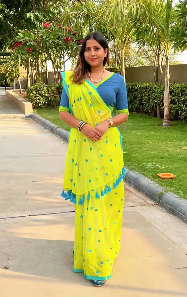 Yellow_Pure_Cotton_Bollywood_Embroidered_Saree_For_Women
