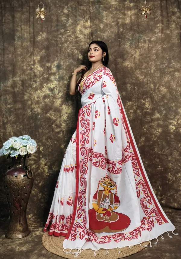 White_&_Red_Cotton_Blend_Handloom_Printed_Saree_For_Women