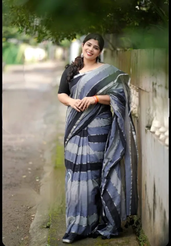 Mul_Cotton_Handloom_Self_Design_Saree_For_Women