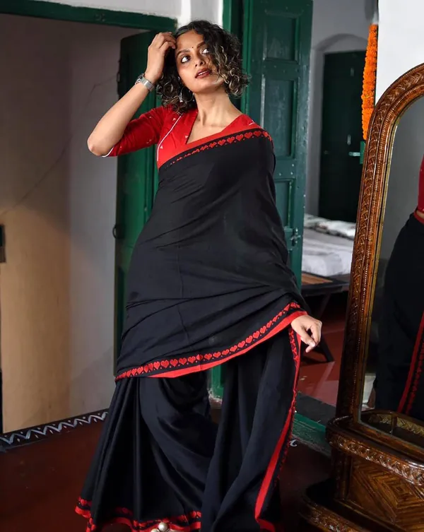 Black_Cotton_Silk_Handloom_Solid/Plain_&_Printed_Saree_For_Women