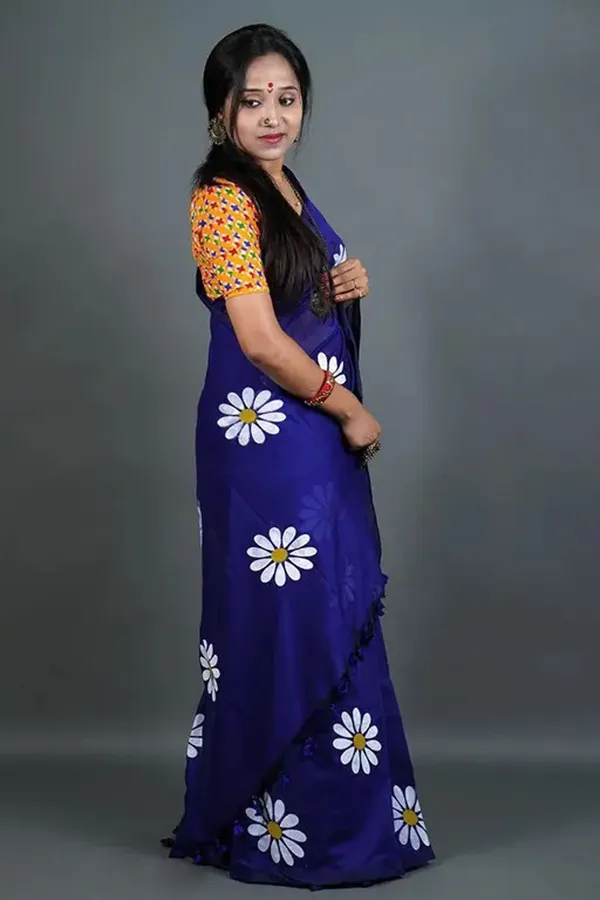 Navy_Blue_Cotton_Blend_Handloom_Floral_Print_Saree_For_Women