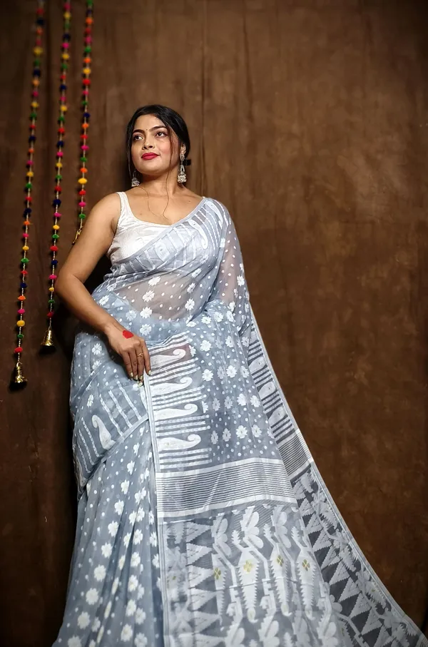 Grey_Cotton_Linen_Jamdani_Self_Design_Saree_For_Women