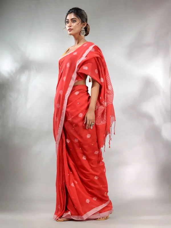 Red_Pure_Cotton_Handloom_Woven_Saree_For_Women