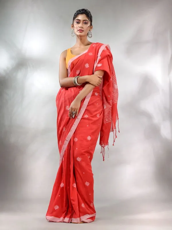 Red_Pure_Cotton_Handloom_Woven_Saree_For_Women
