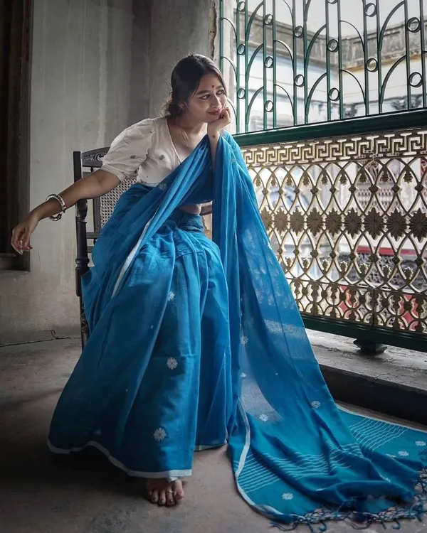 Teal_Blue_Pure_Cotton_Handloom_Woven_Saree_For_Women