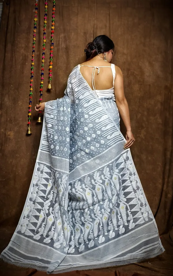 Grey_Cotton_Linen_Jamdani_Self_Design_Saree_For_Women