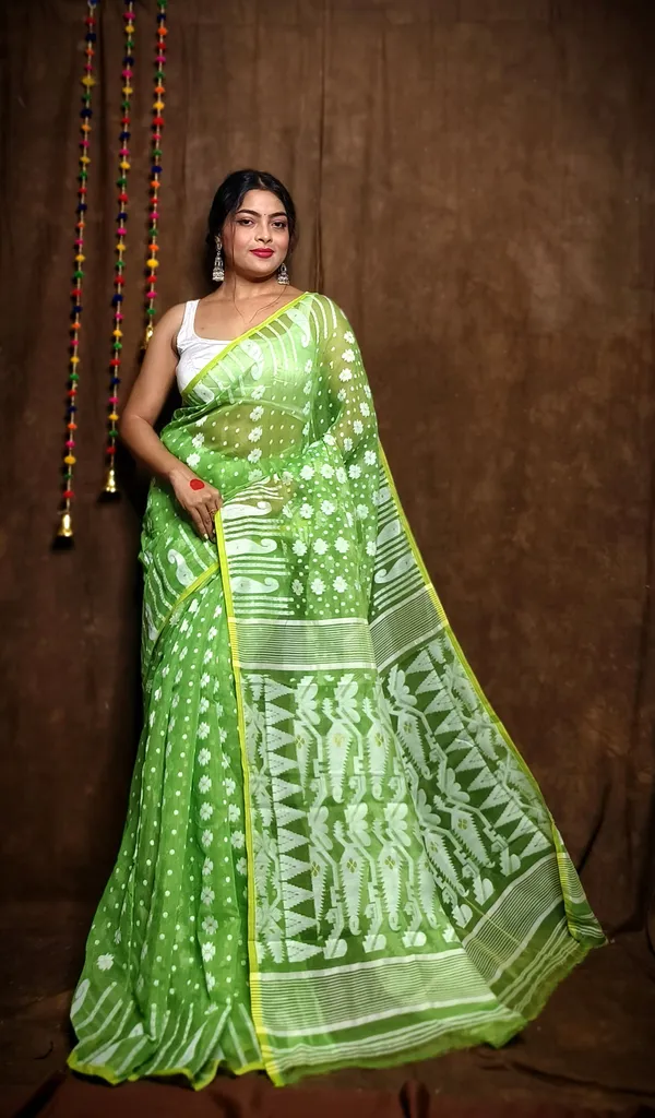 Green_Cotton_Linen_Jamdani_Self_Design_Saree_For_Women