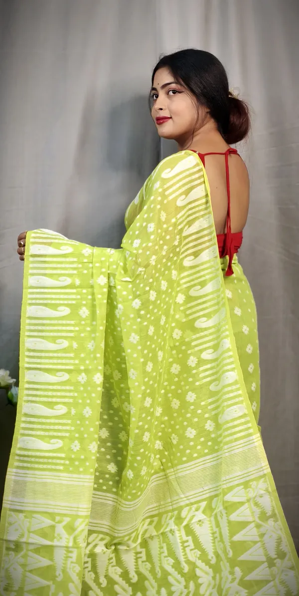 Light_Green_Cotton_Silk_Jamdani_Embroidered_Saree_For_Women
