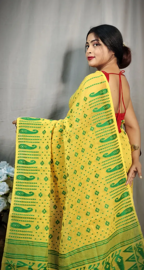 Yellow_&_Green_Cotton_Silk_Jamdani_Embroidered_Saree_For_Women