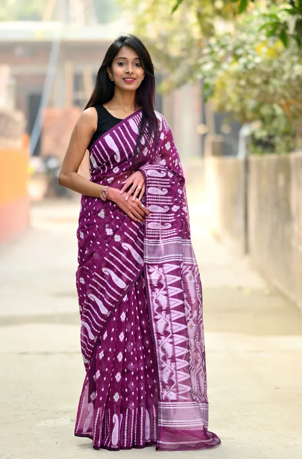 Purple_Cotton_Linen_Jamdani_Self_Design_Saree_For_Women