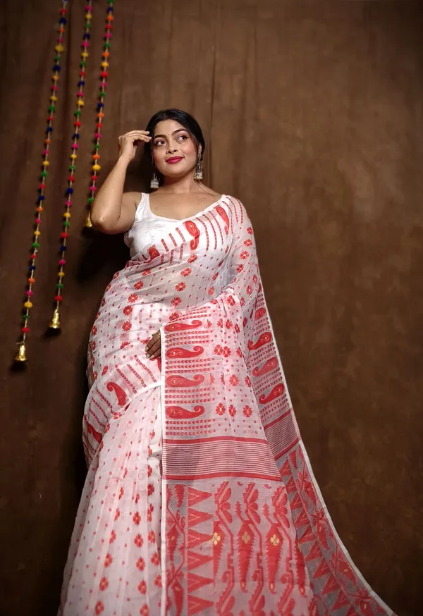 Red_&_White_Cotton_Linen_Jamdani_Self_Design_Saree_For_Women