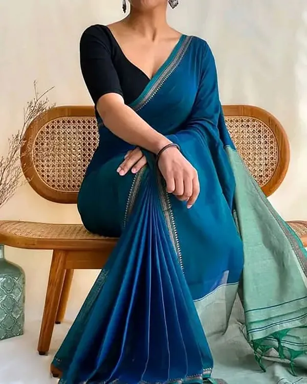 Teal_Blue_Cotton_Blend_Handloom_Woven_Saree_For_Women