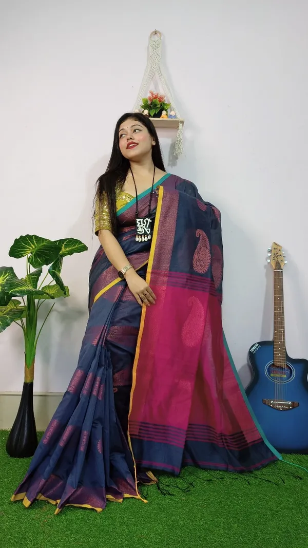 Aam_Kolka_Contrast_Saree