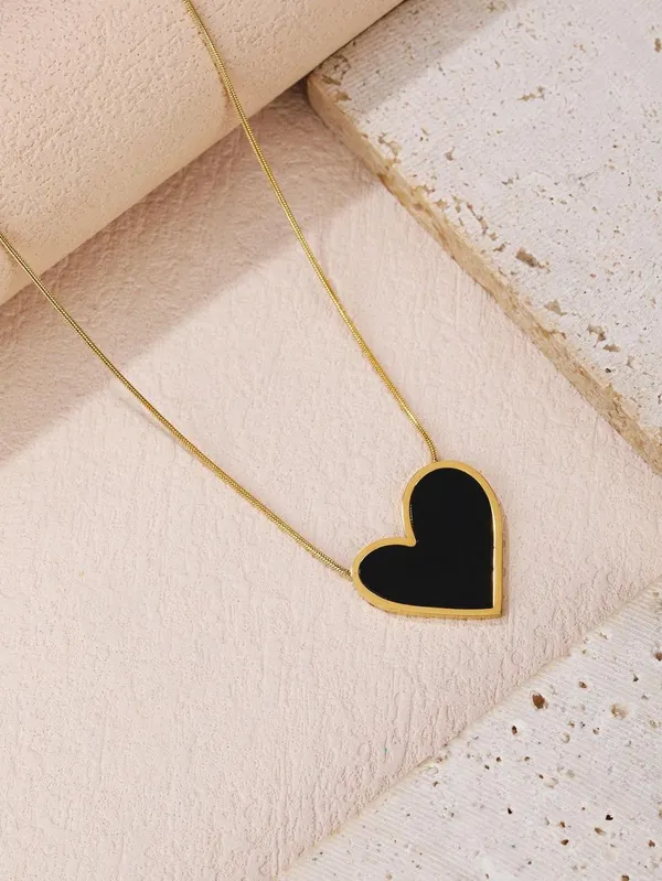 18K_Gold_Plated_Enamel_Heart_Pendant_Necklace_For_Women