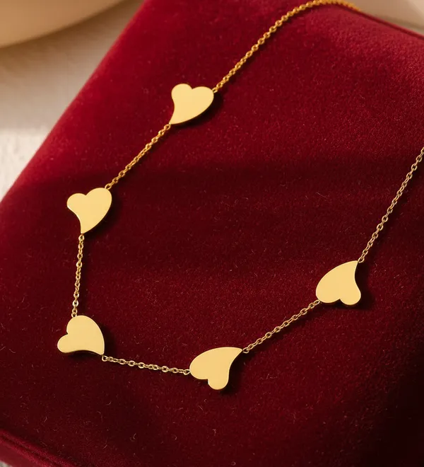 Golden_Heart_Charm_Chain_Necklace_For_Women
