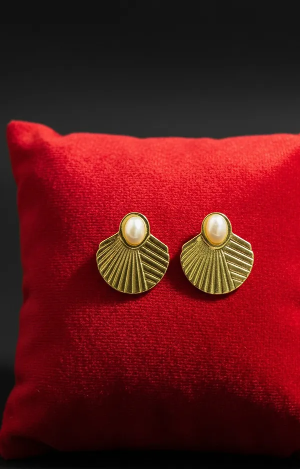 Golden_Half-Circle_Pleated_Earrings_With_Center_Pearl_For_Women
