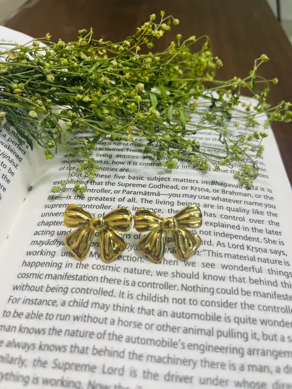 Golden_Charming_Plated_Bow_Stud_Earrings_For_Women