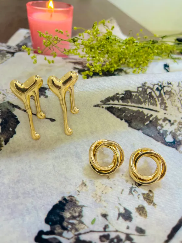 Set_Of_2_-_Golden_Contemporary_Statement_Studs_For_Women