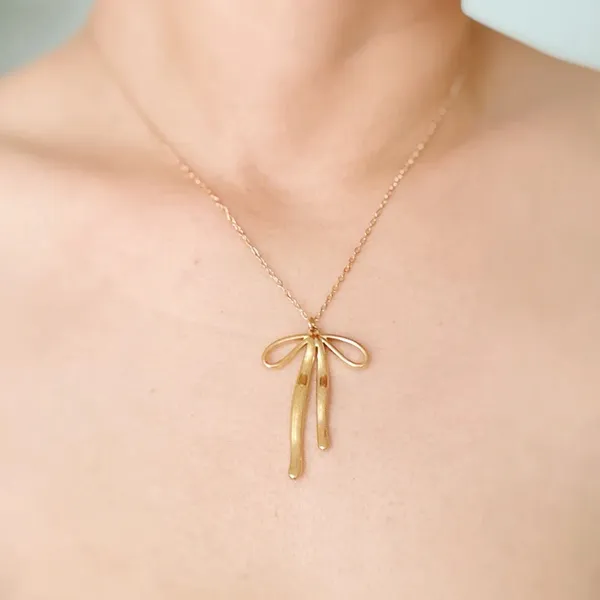 18K_Gold_Plated_Bow_Pendant_Necklace_For_Women