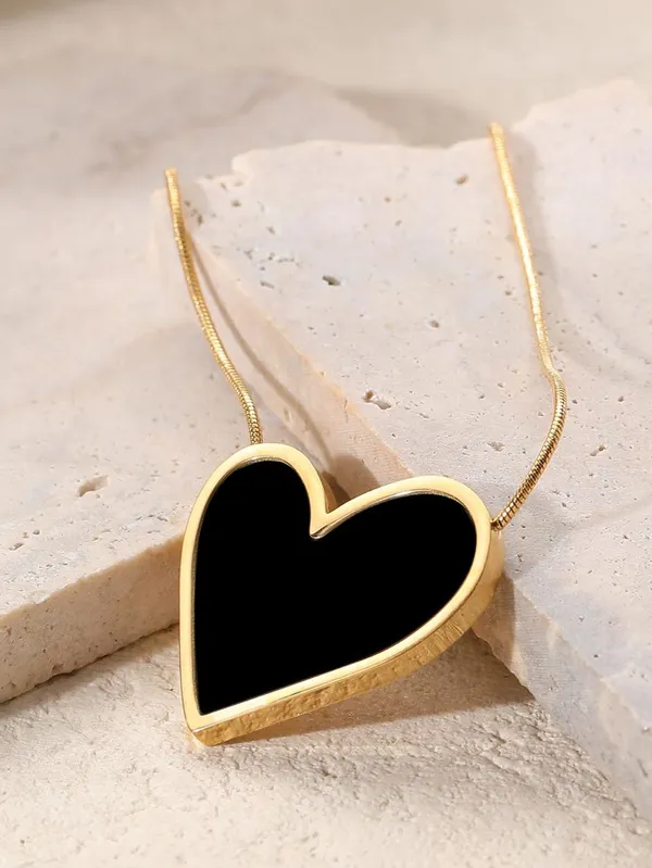18K_Gold_Plated_Enamel_Heart_Pendant_Necklace_For_Women