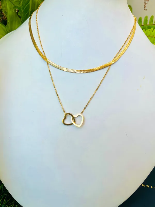 Golden_Minimalist_Layered_Necklace_With_Love_Pendant_For_Women