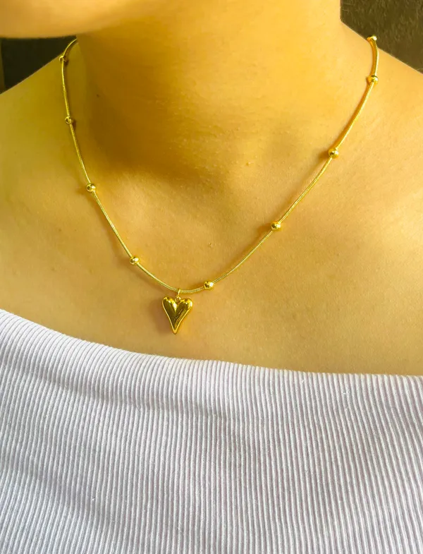 18K_Plated_Golden_Sleek_Heart_Chain_Necklace_For_Women