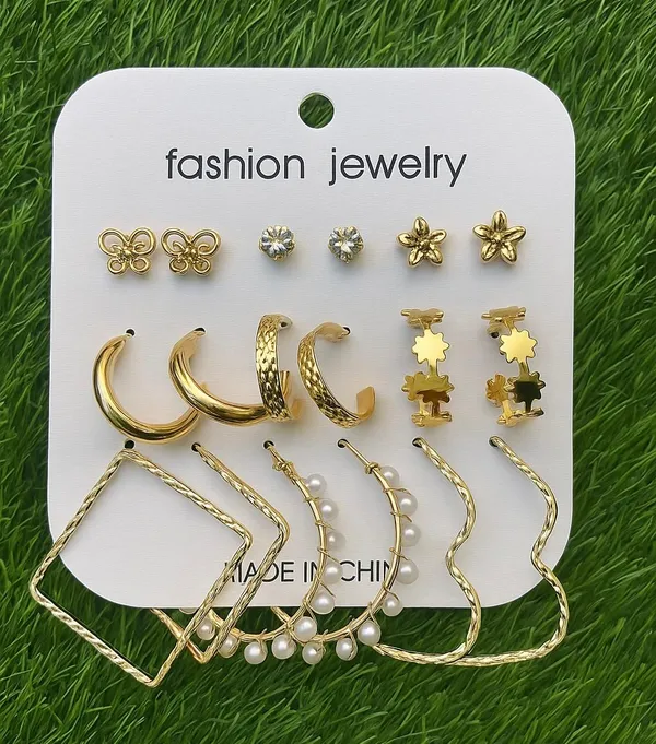 Set_of_9_-_Earrings_Pair_Gold_plated_fancy_earrings