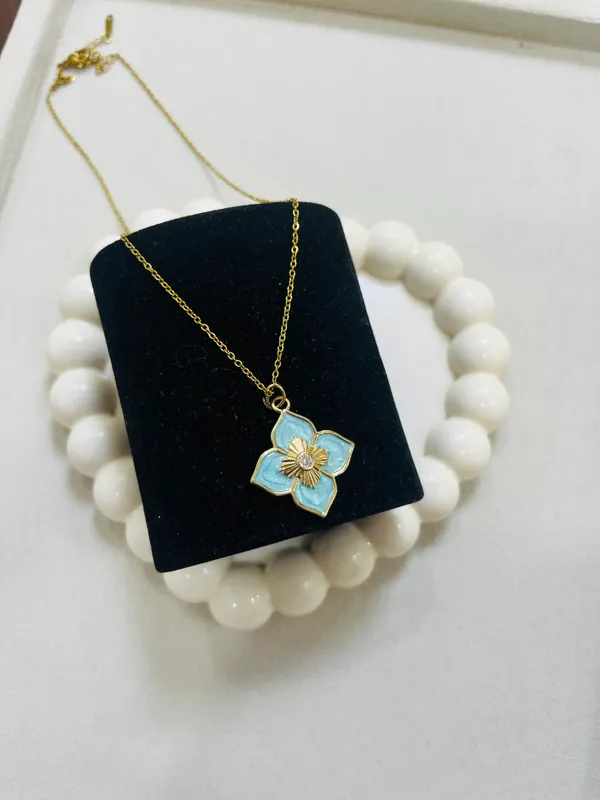 18K_Gold_Plated_Tiffany_Blue_Clover_Charm_Necklace_For_Women