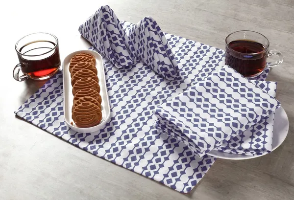 Pack_of_12_-_100%_Cotton_Dinner_Napkin_For_Home_And_Utilities_