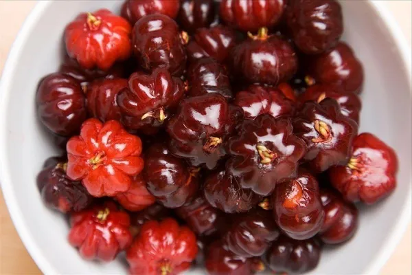 Hybrid_Black_Surinam_Cherry_Fruit_Plant_(_Pack_Of-1_)