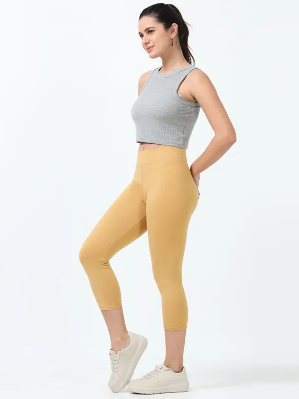 Khaki_Cotton_Spandex_Capri_For_Women