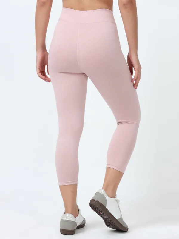 Peach_Cotton_Spandex_Capri_For_Women