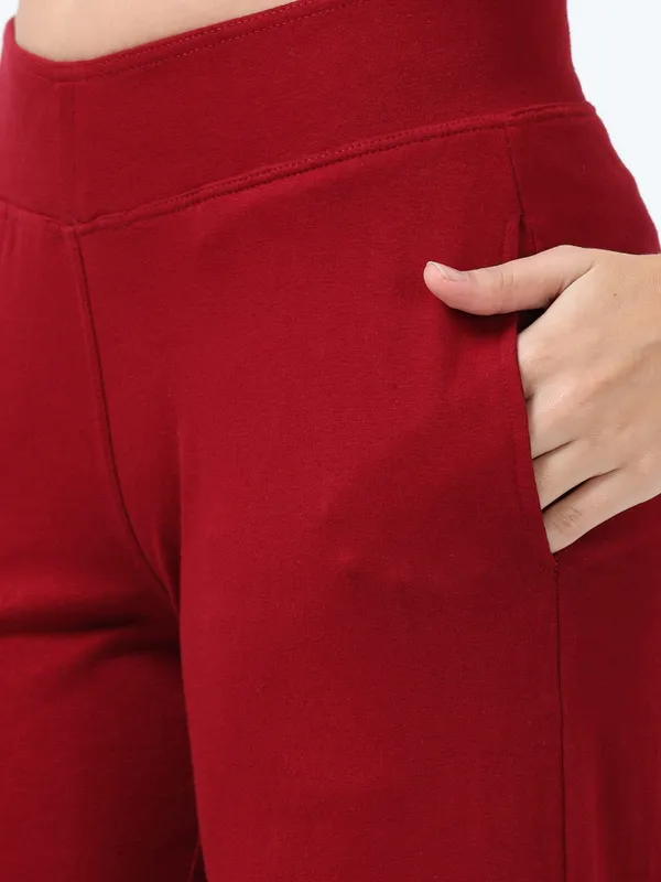 Maroon_Cotton_Spandex_Cropped_Length_For_Women